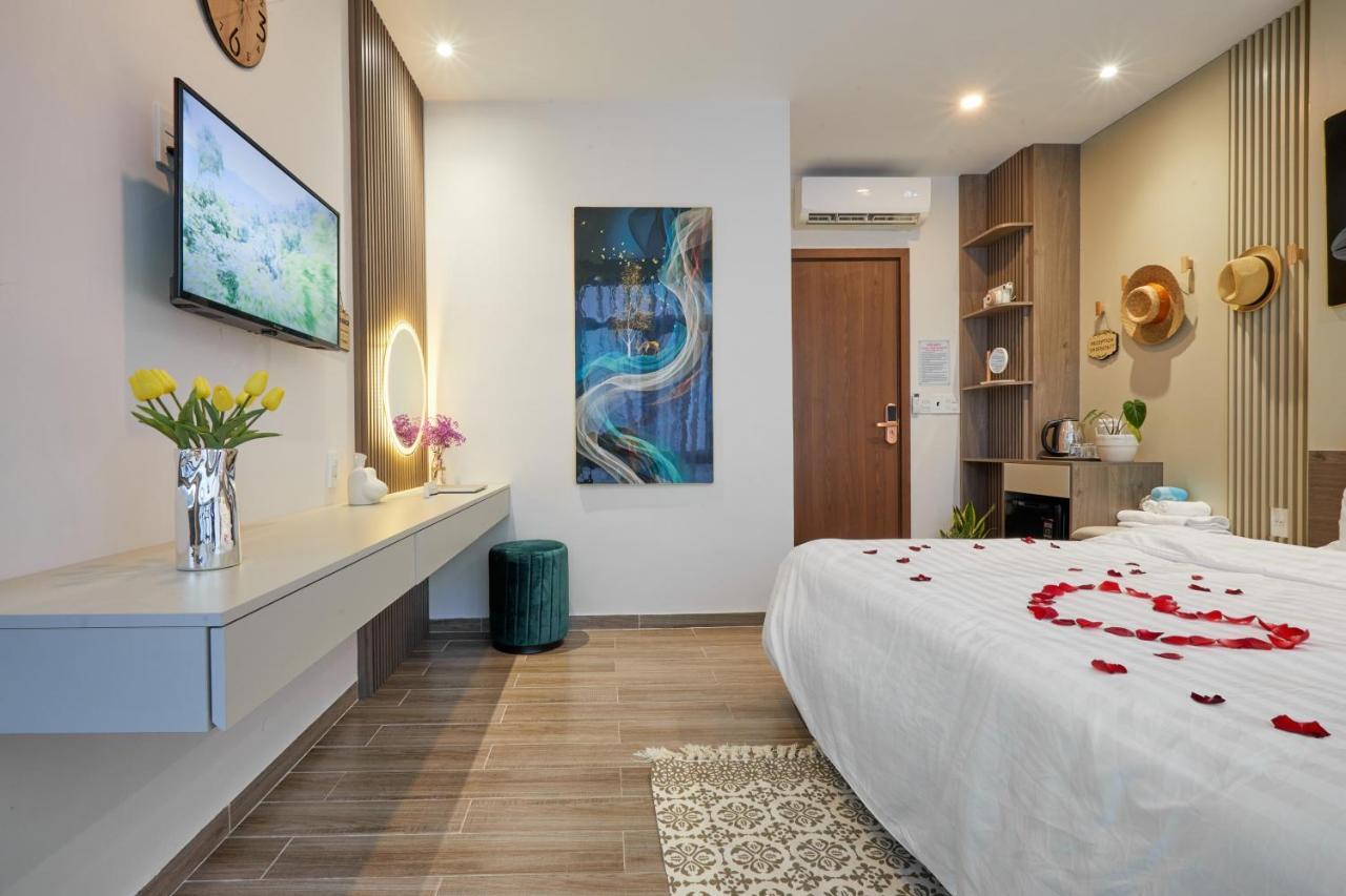 Lux Quy Nhon Homestay Экстерьер фото