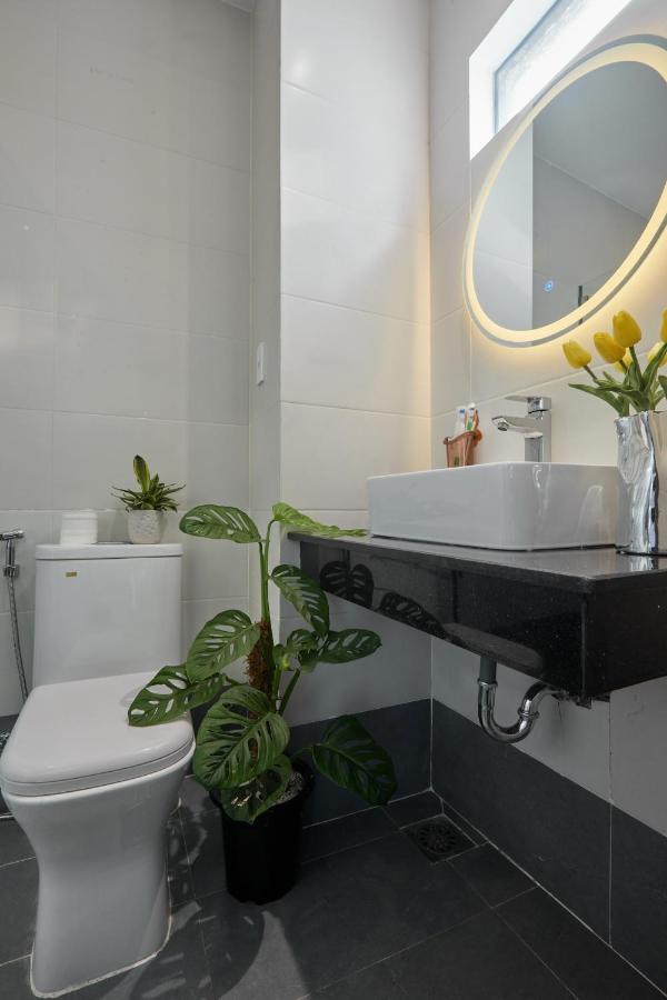 Lux Quy Nhon Homestay Экстерьер фото